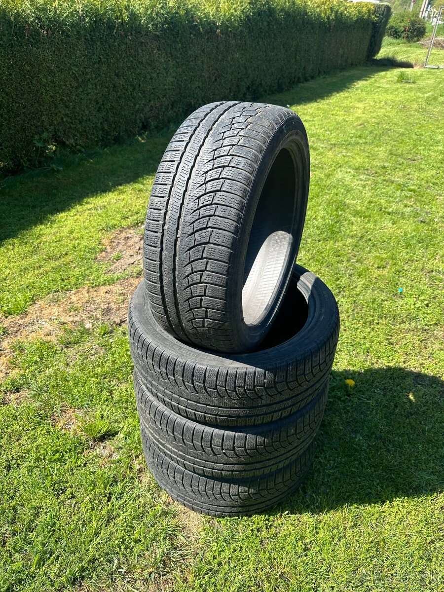 Nokian 225/45R19