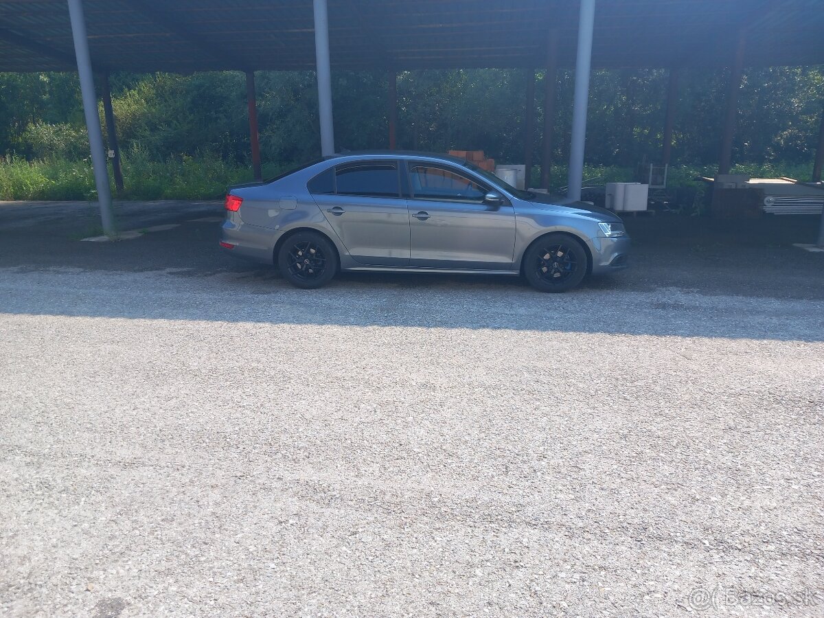 VW Jetta 1.6 TDI DSG