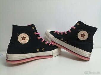 CONVERSE čierne