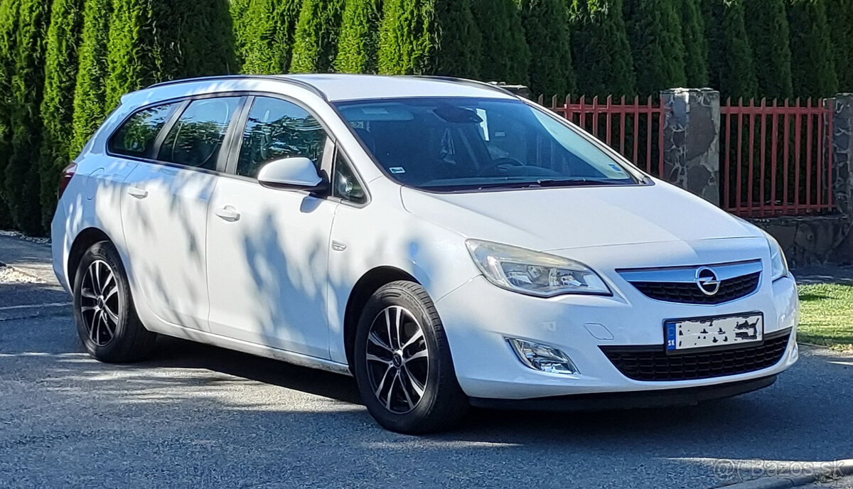 Opel Astra Sports Tourer