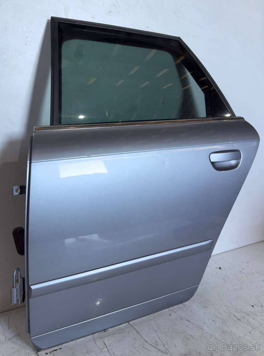 Audi A4 B7 Avant, ľave zadne dvere, KOMPLETNE