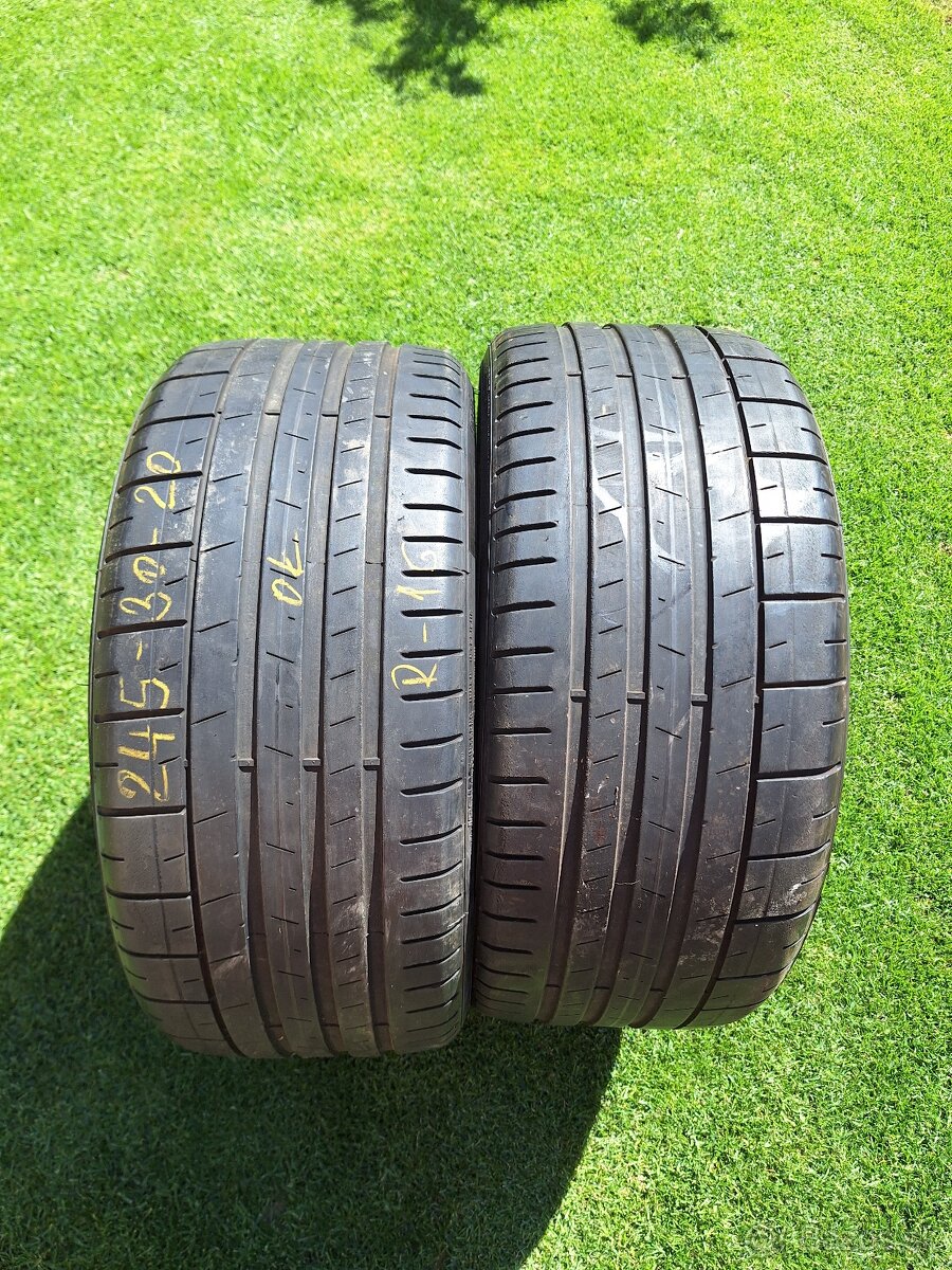 245/30R20 Pirelli