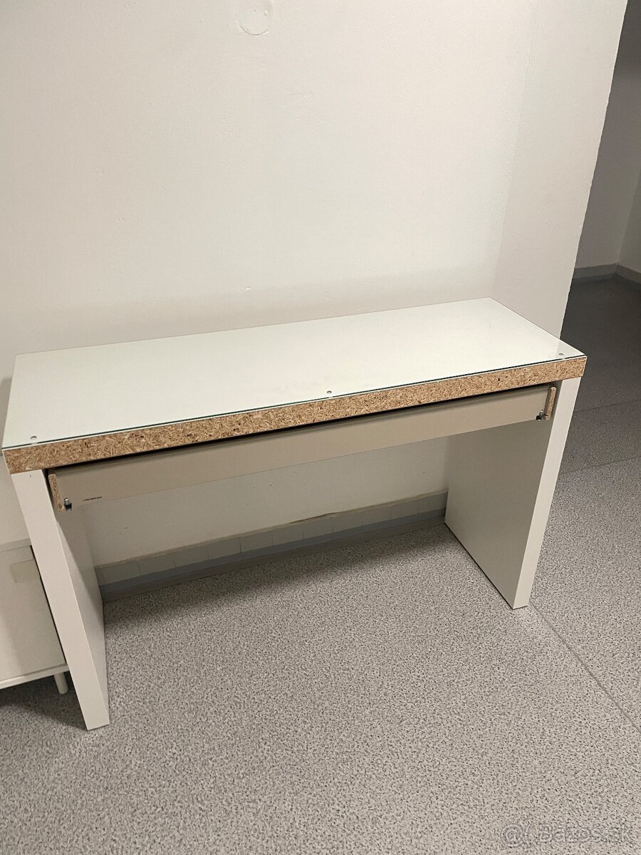 Toaletny stolik IKEA - MALM