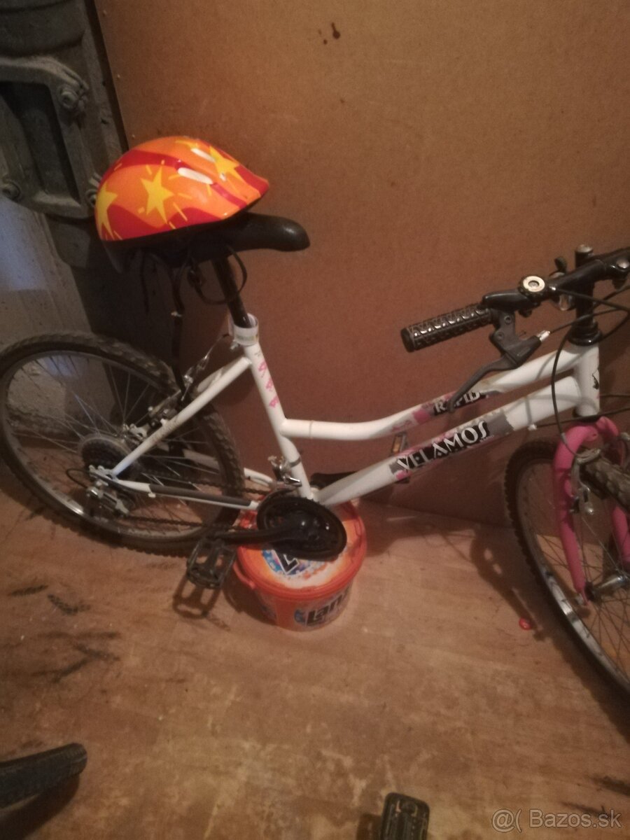 Dievčenský bicykel