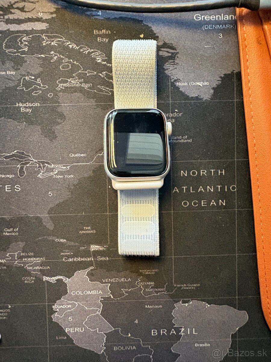 Apple Watch SE 40 mm