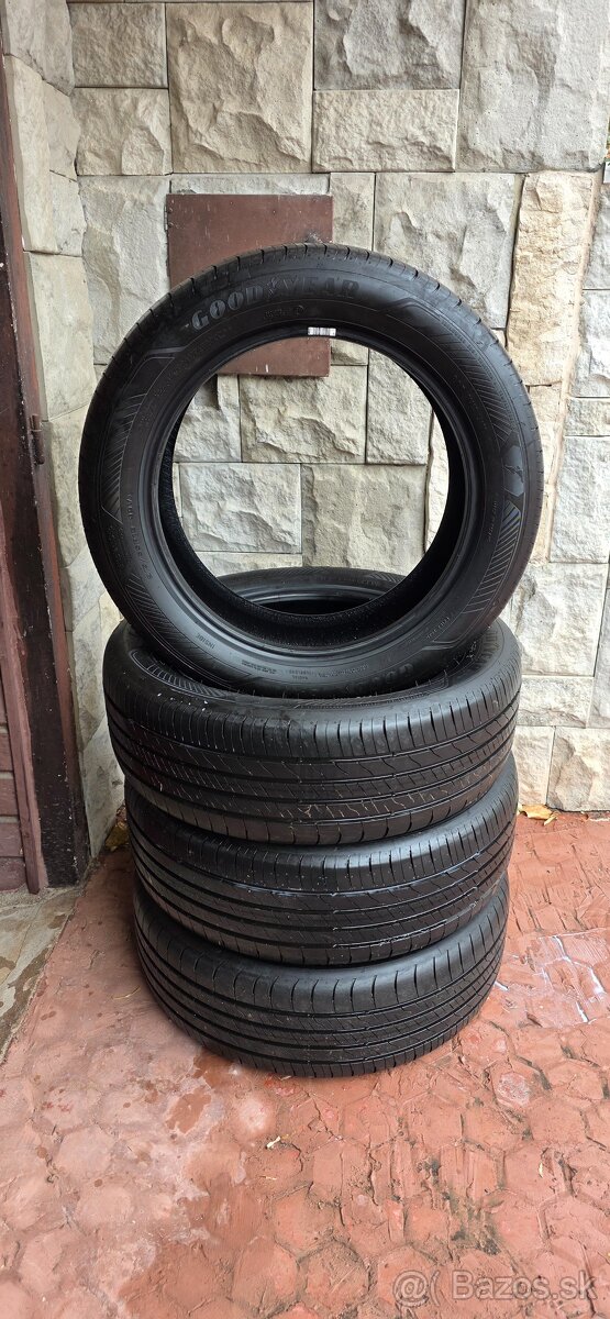 Letné pneumatiky Good Year 215/55 R18
