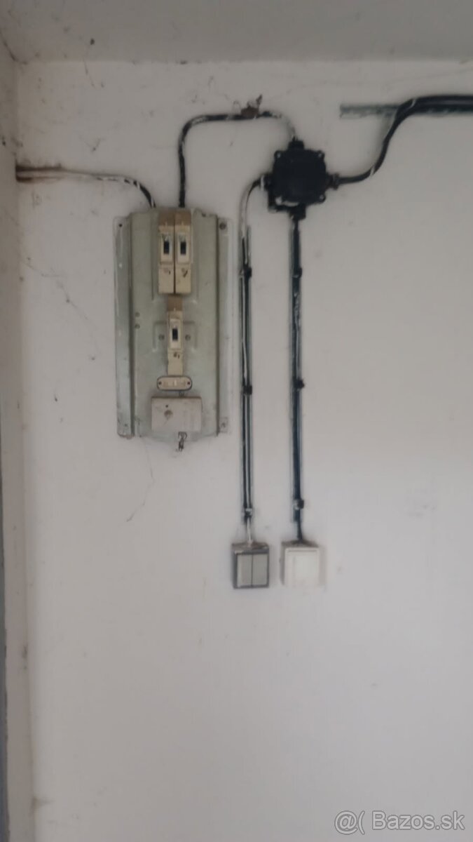 GARÁŽ na prenájom