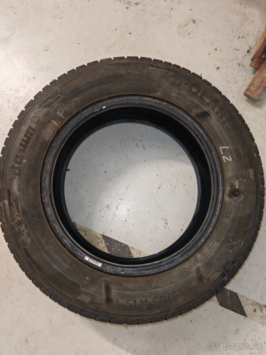 Predám 2ks zimné pneu Barum Polaris 195/65 R15