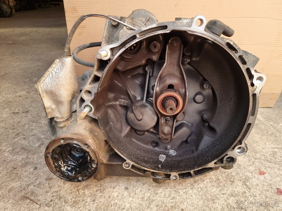 škoda fabia-prevodovka 1,4 MPi 44 KW kod AZF