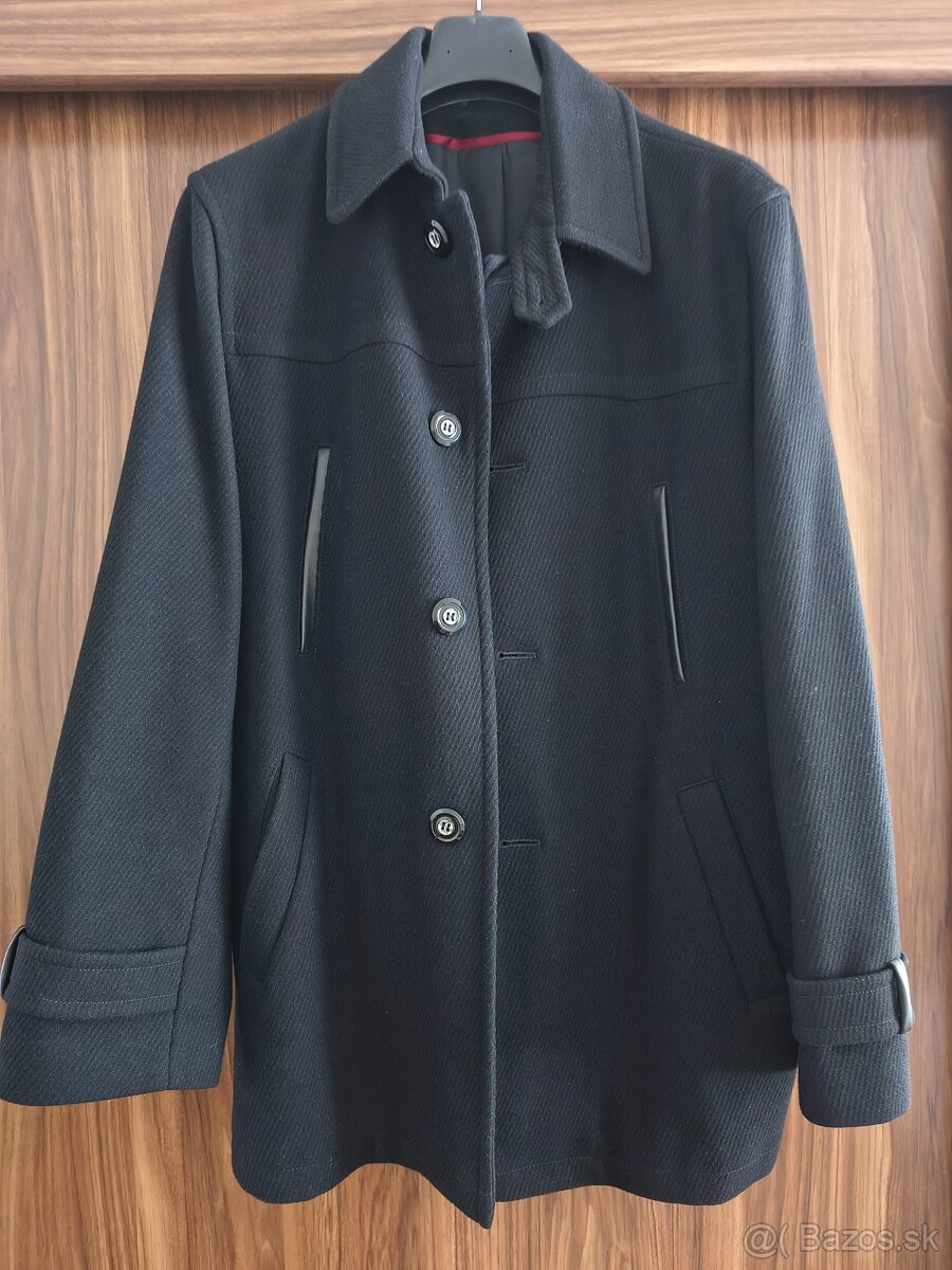 Pánsky čierny kabát Makyta
