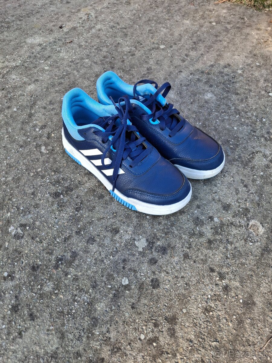 Adidas detské tenisky.