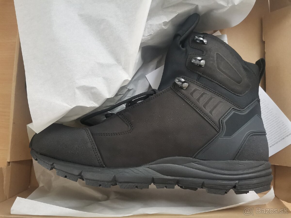 Polovysoká obuv Goretex