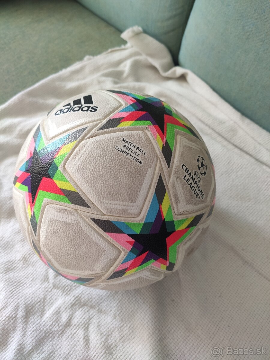 Futbalová lopta Adidas UCL Competition - HE3772