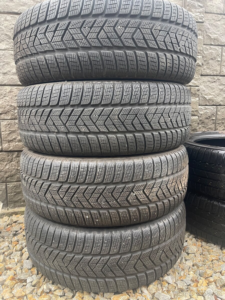 235/55 R19 Zimné Pirelli Scorpion SUV