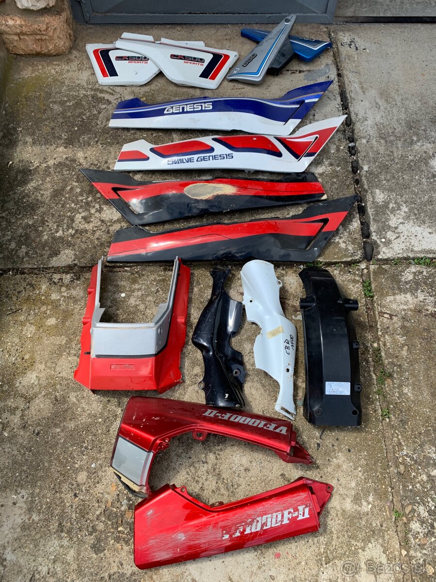 Plasty na retro motocykle