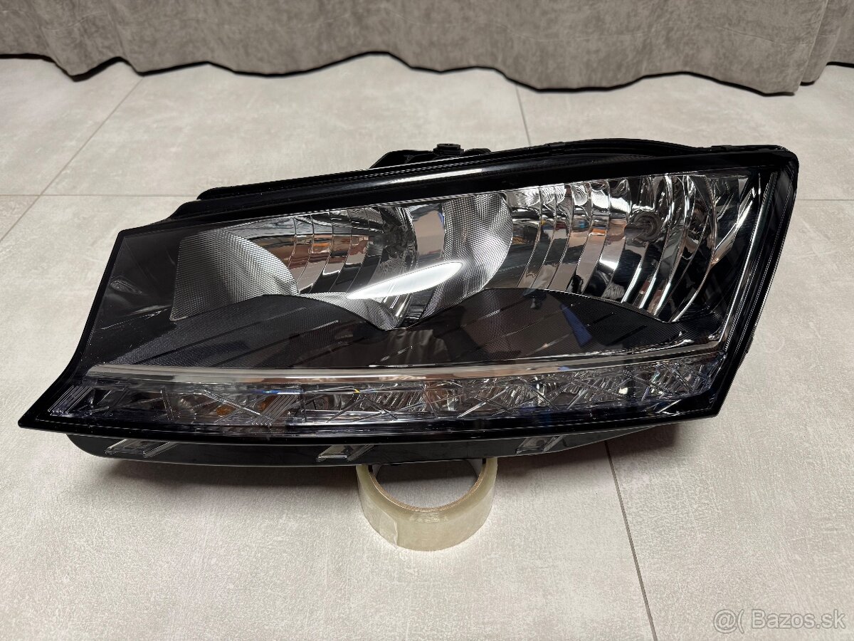 Svetlo Fábia 3 Facelift Lavé