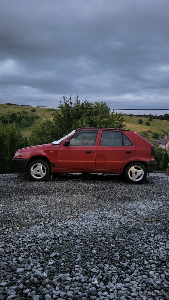 Diely škoda felicia predface 1.3 mpi 1996
