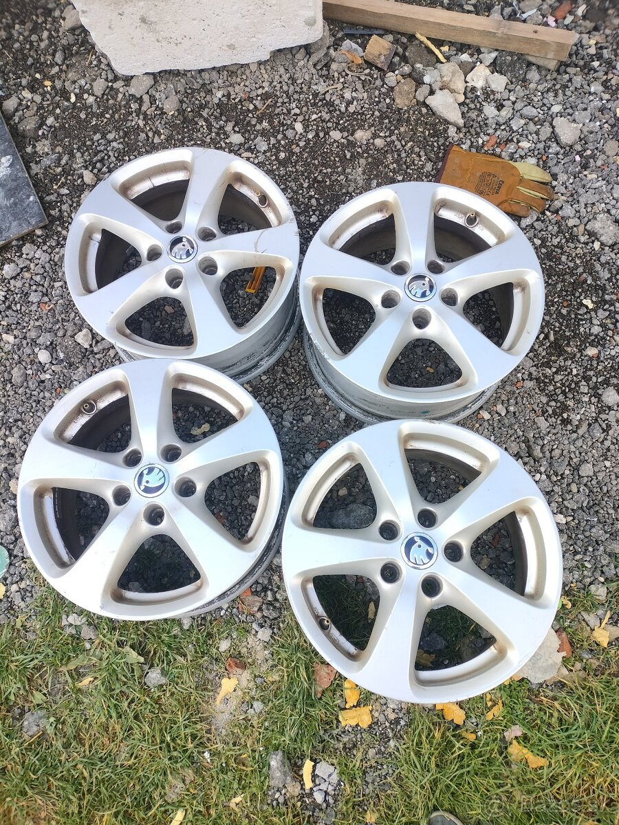 4ks alu disky orig. Borbet 5x112 r16