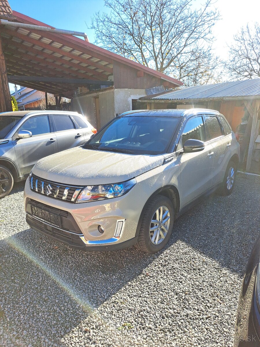 Suzuki Vitara 4x4 , Elegance + , 103kw AUTOMAT 50 tis. km