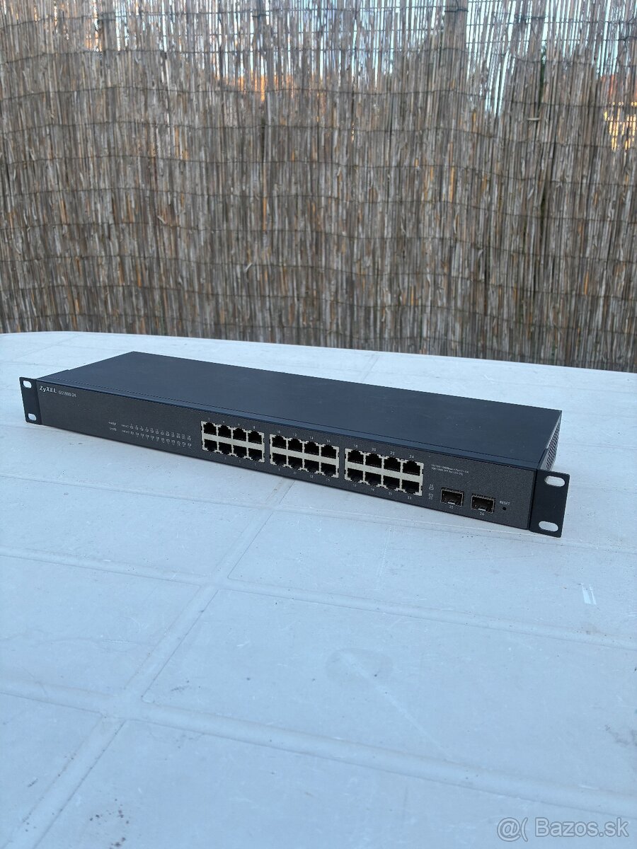 Zyxel GS1900-24 - Switch