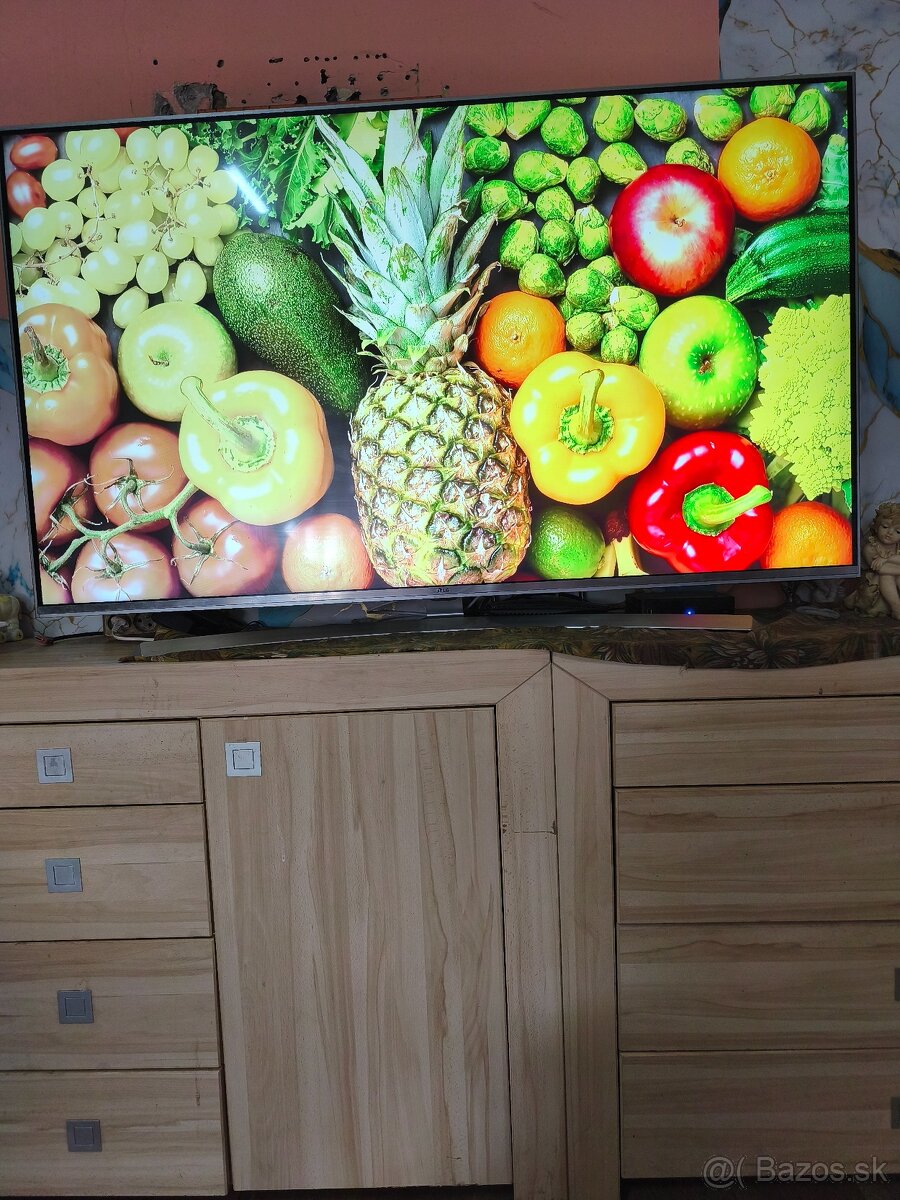 LG UHD 160CM