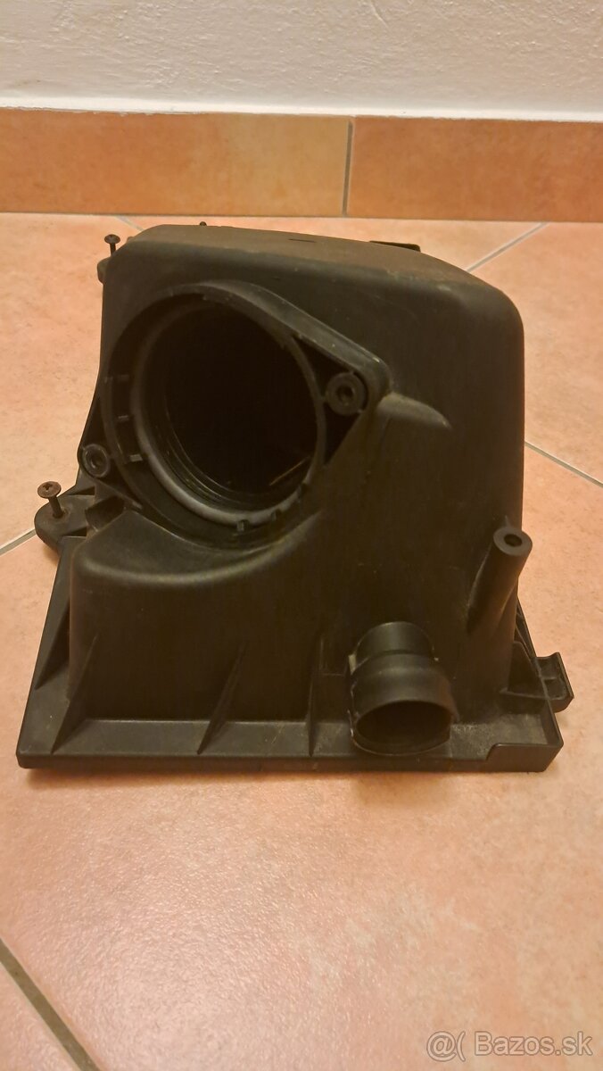 Vrchná polovica obalu na filter 1J0 129 607 AC