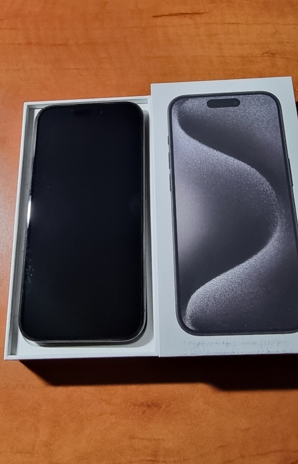 iPhone 15 pro 128 GB