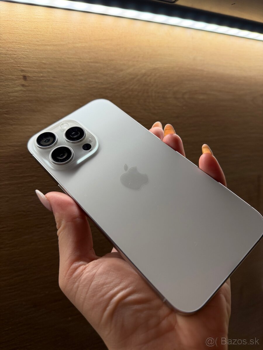 iPhone 15 pro Max 256GB silver