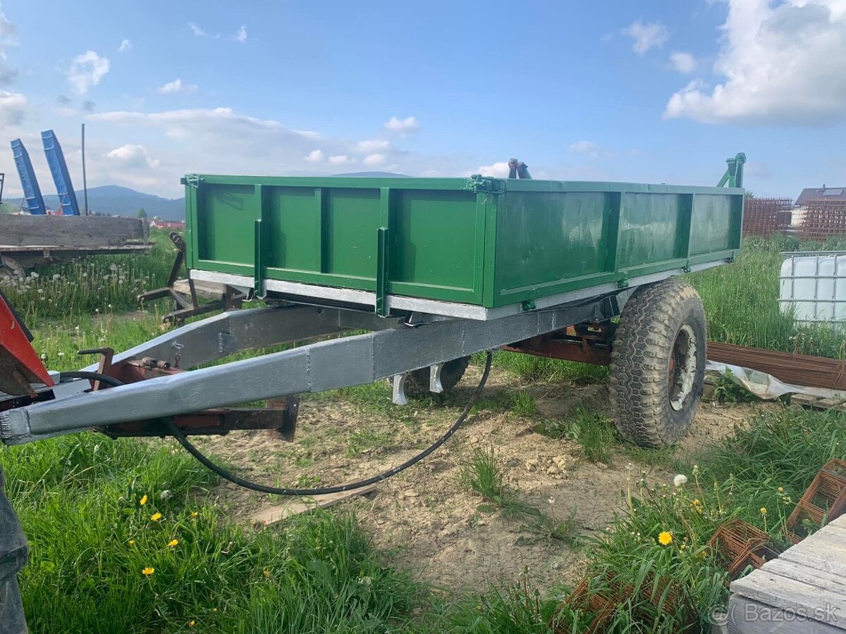 Vyklápacia vlečka Zetor