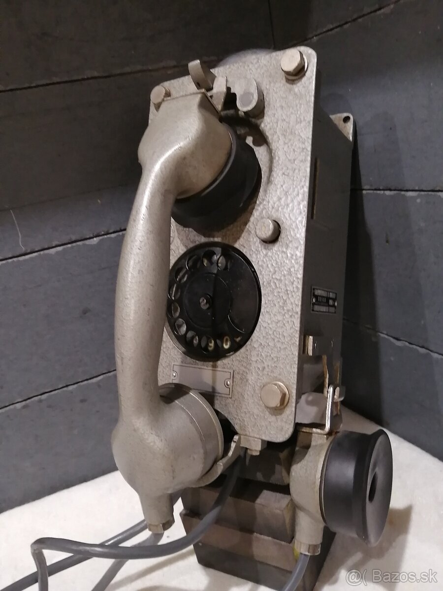 Tesla - důlní (drážní) telefon