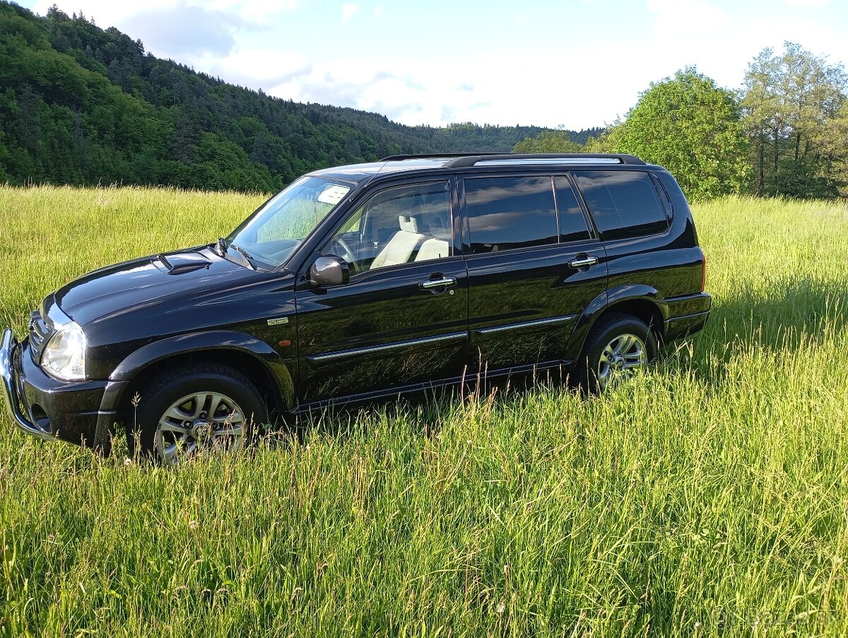 suzuki grand vitara xl7