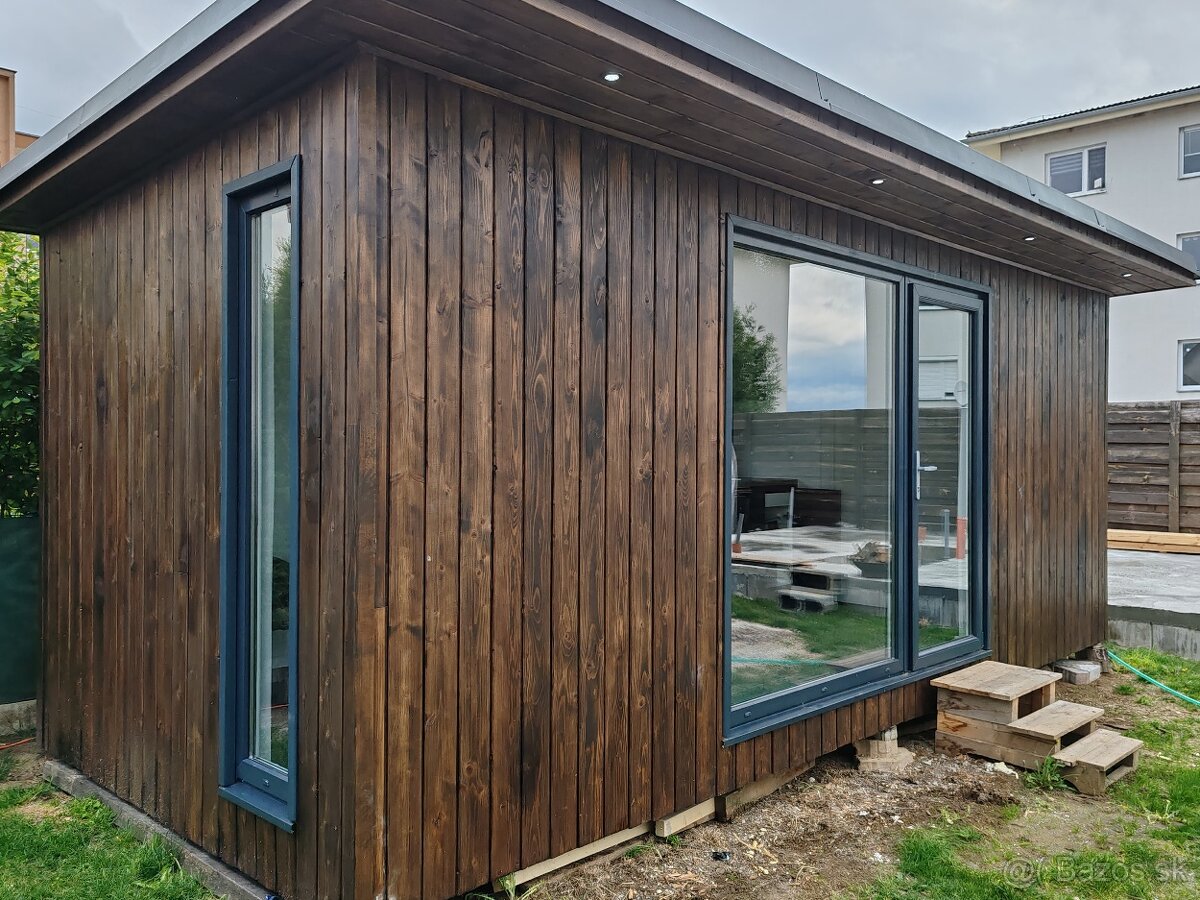 Tiny house