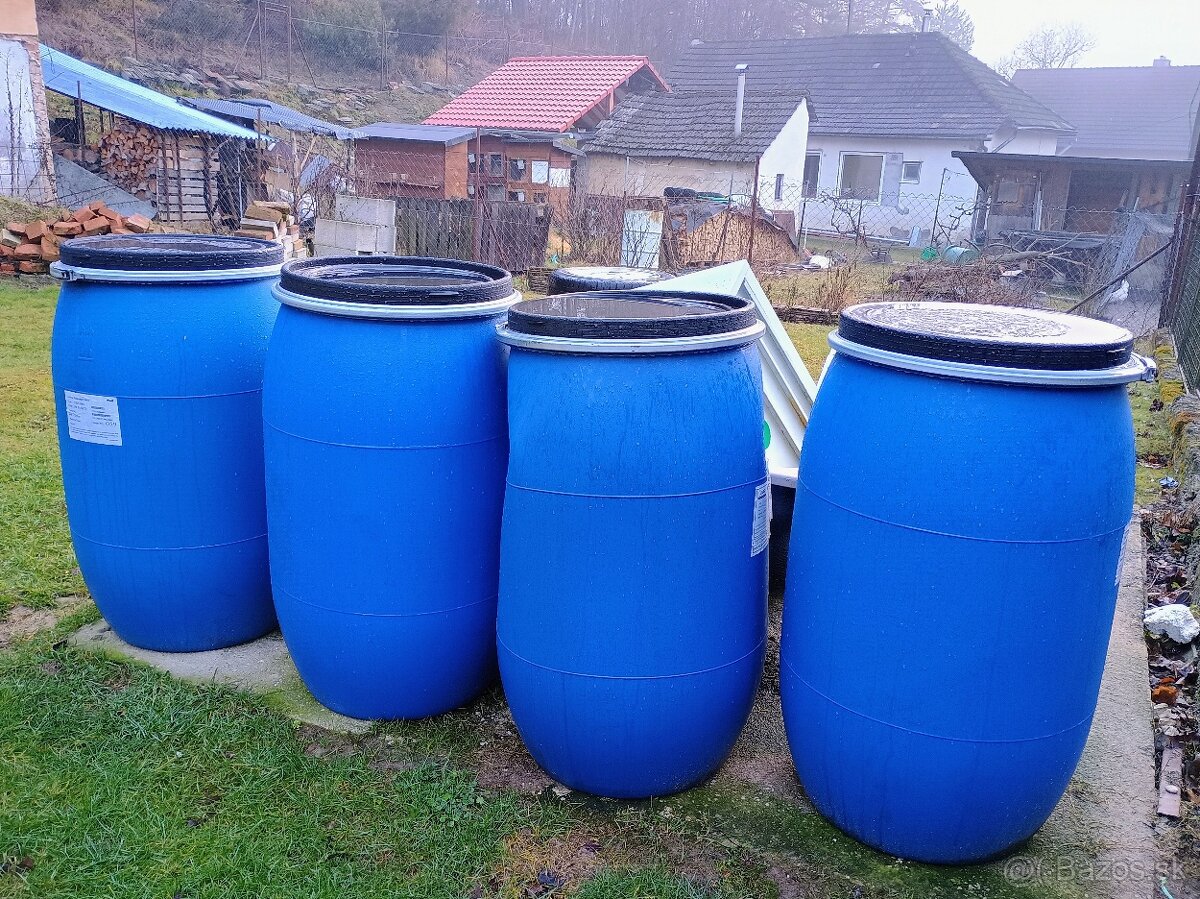 Plastový sud