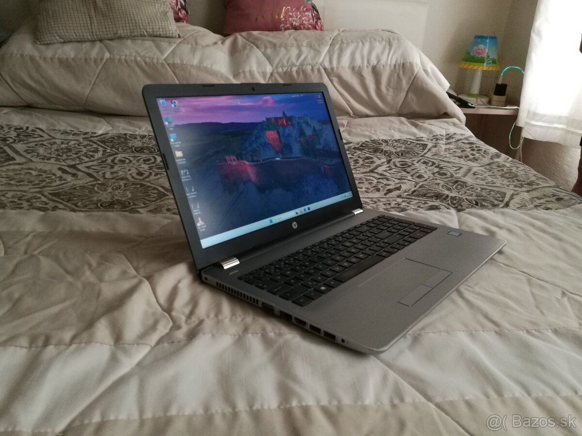 HP i3 6gen. 15,6" Full HD. Nová 16 GB DDR4.2xdisk.Nová bate