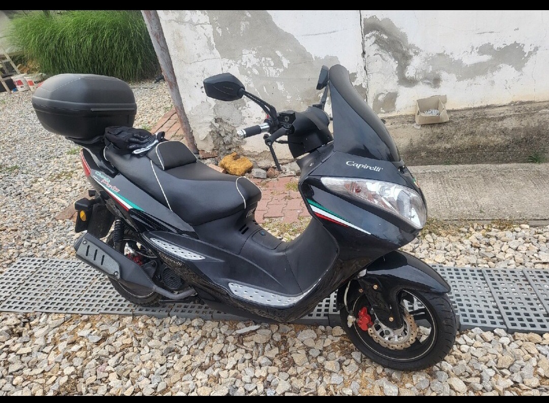 Skúter 125