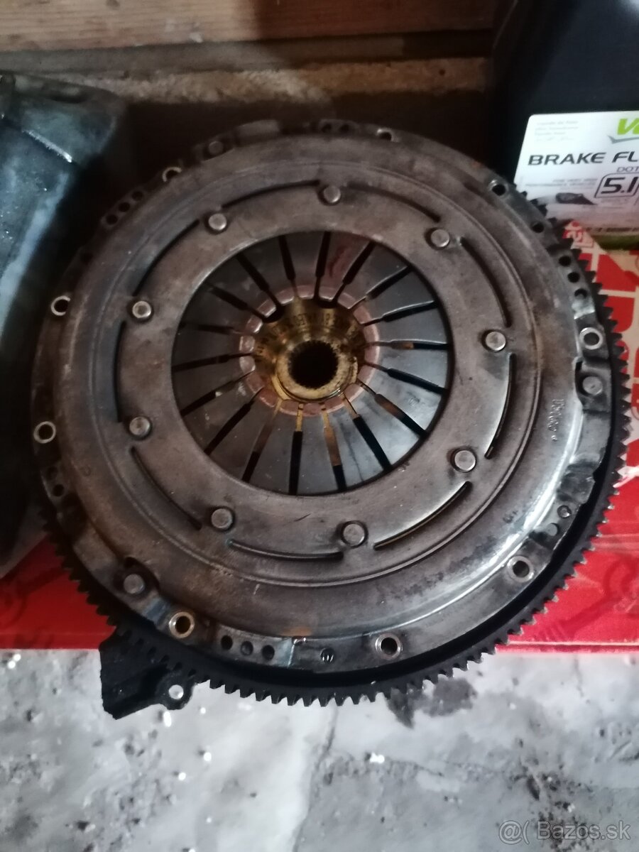 Rozpredam motor 1.9tdi BLS