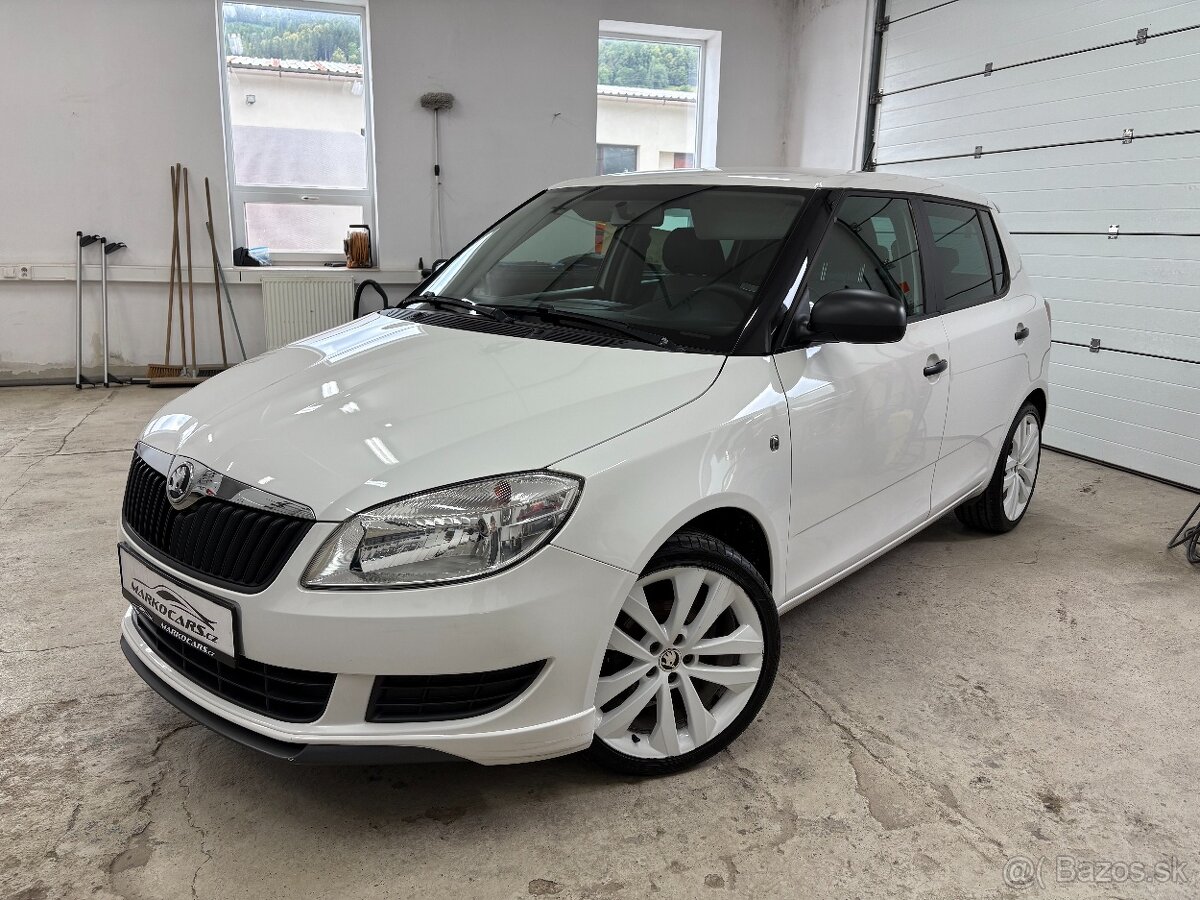 Škoda Fabia TSi PLNÁ SERVISKA 1.MAJITEL KLIMA 17 LITÁ KOLA