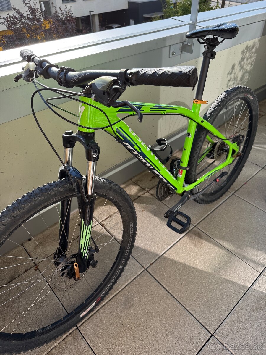 SPECIALIZED PITCH - veľkosť M