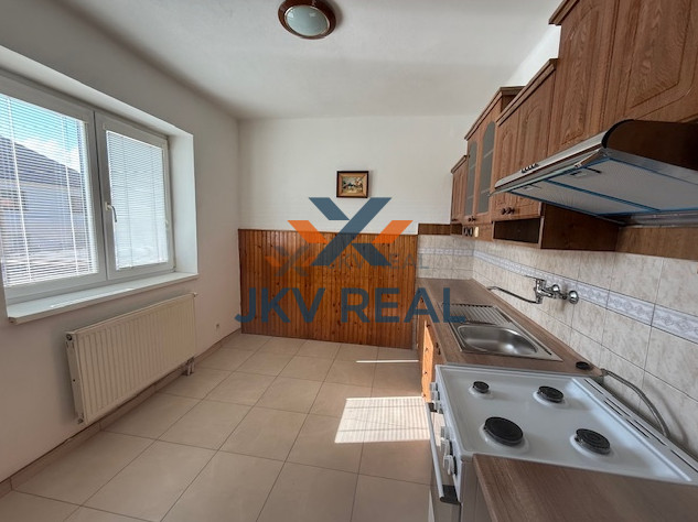 Prenájom 3-izbový byt, Ľubotice , Prešov