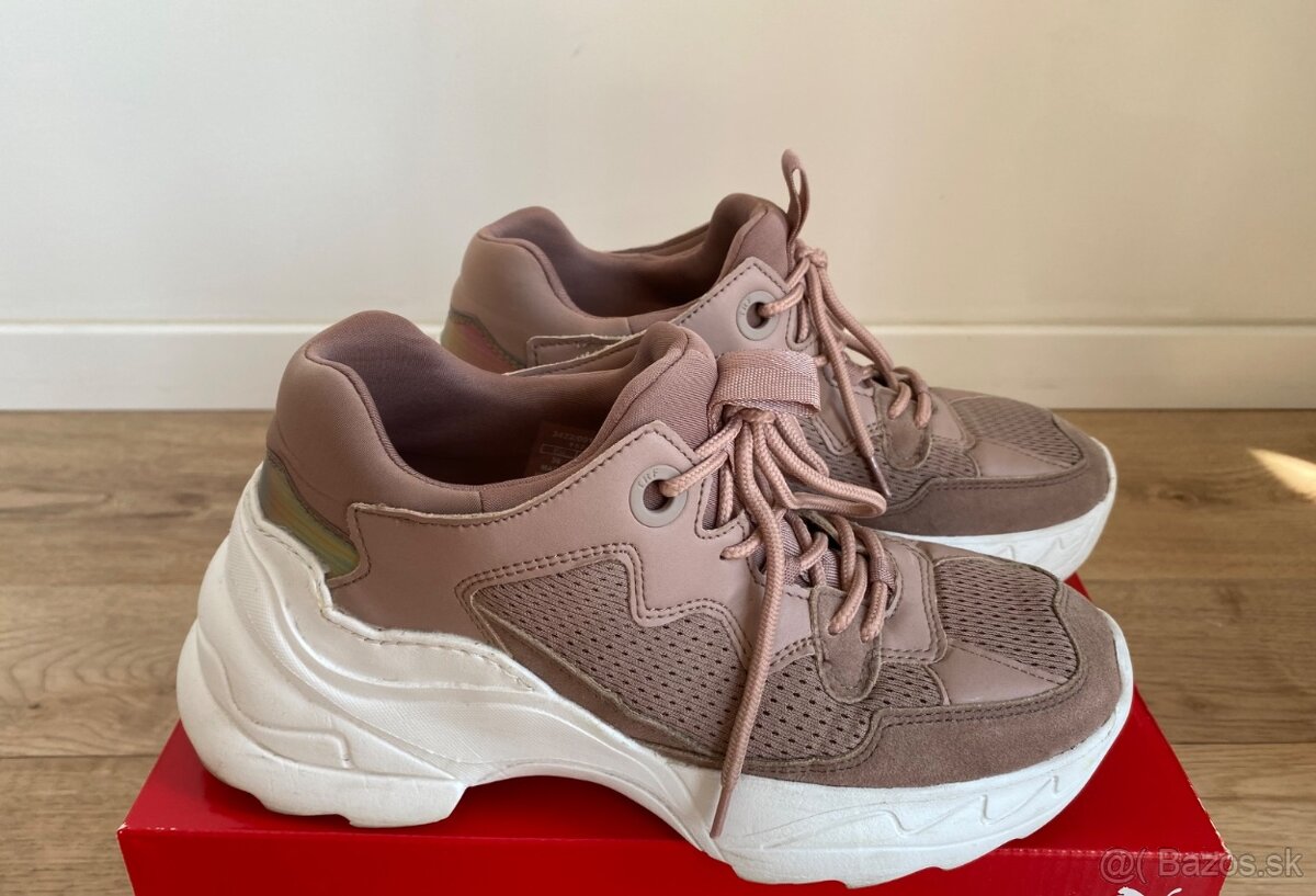 Zara tenisky veľkosť 36