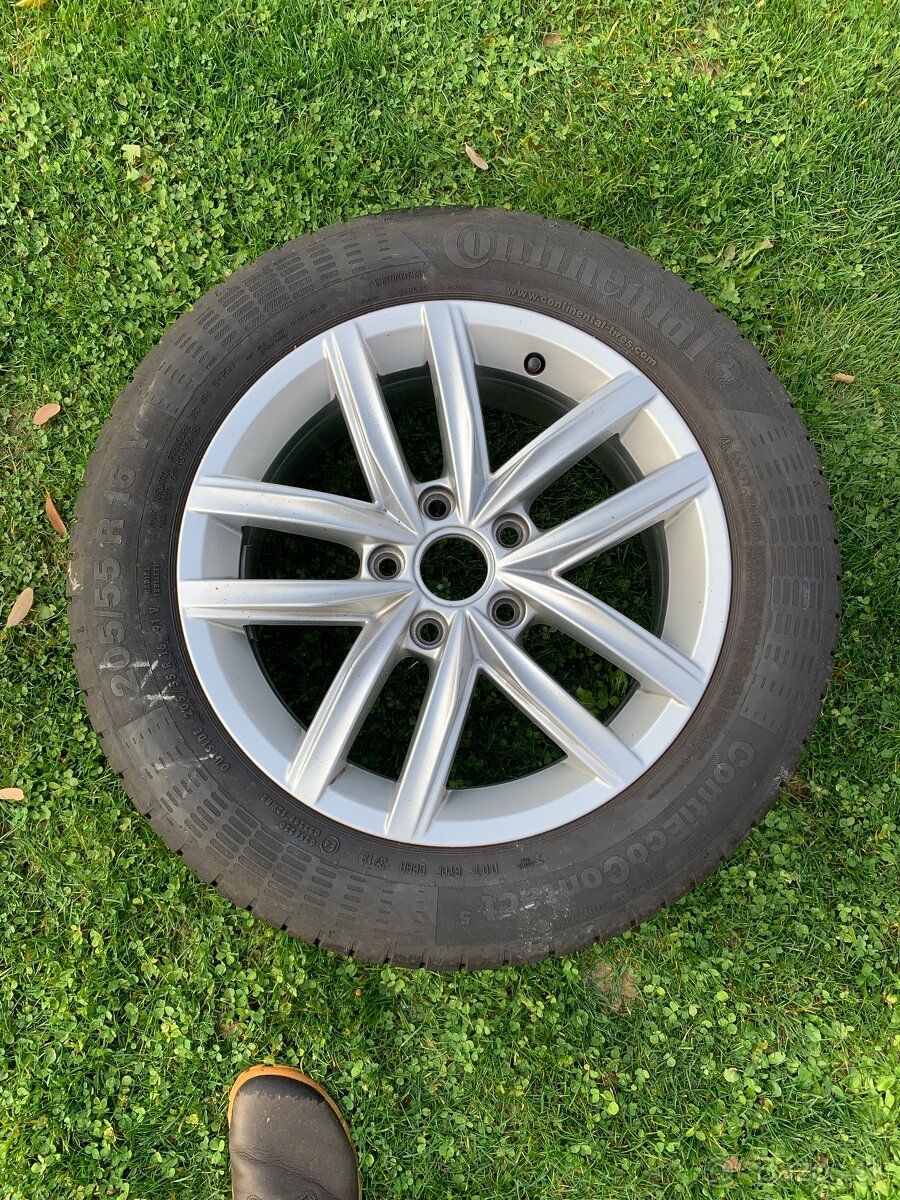 Letné ALU koleso VW 5x112 205/55 R16