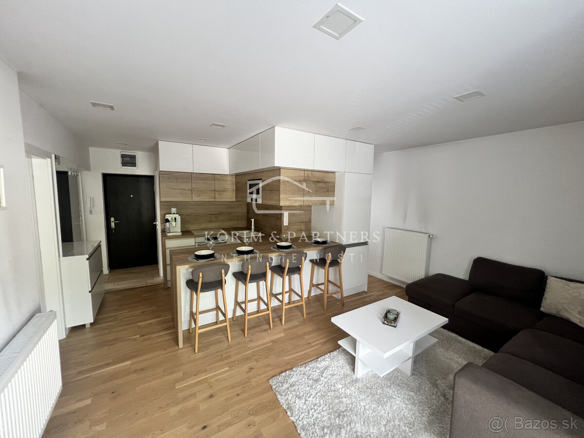 Moderné a konfortné bývanie v 3 izbovom byte, Komárno