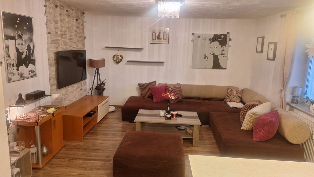 Nájom 2,5 izbový byt širšie centrum Zvolen