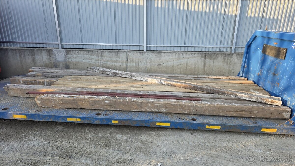 Drevené hranoly 18x20