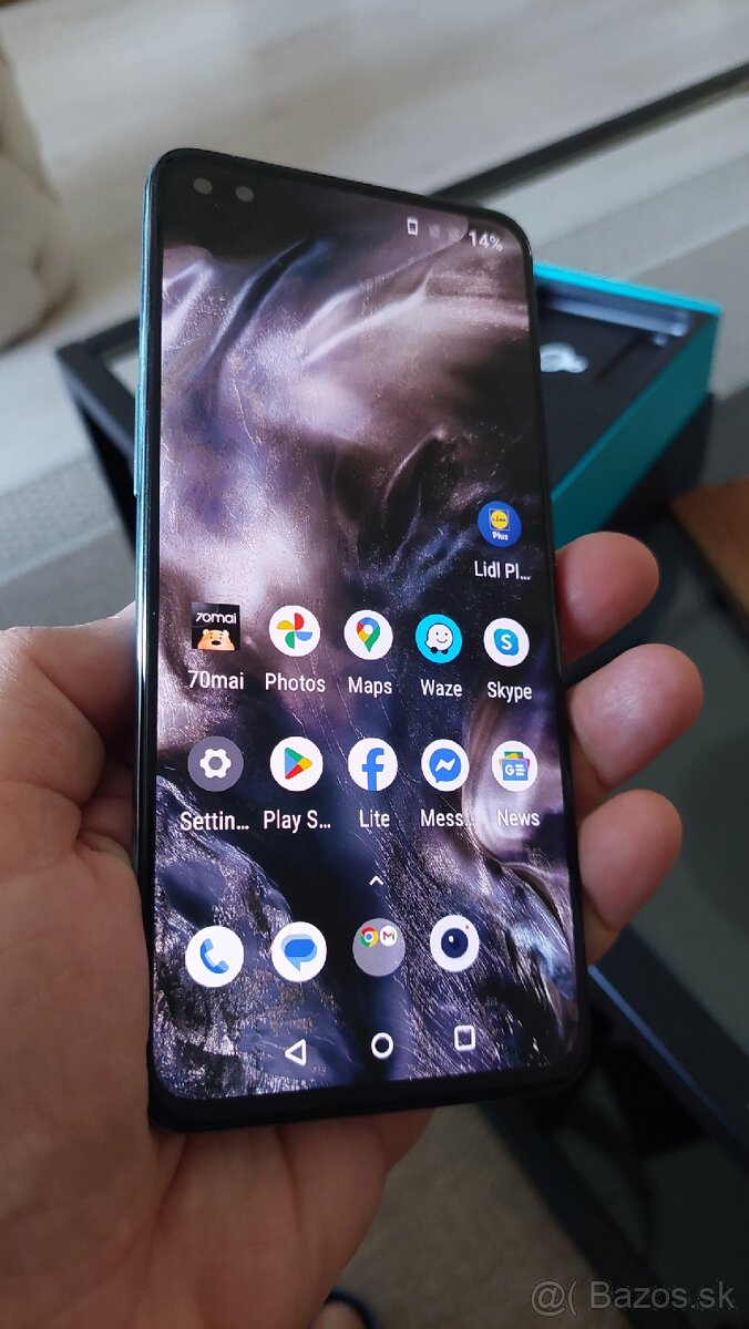 Predam One plus Nord mobil dual sim v perfektnom stave.