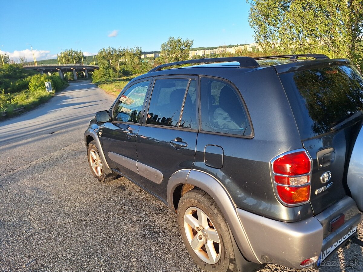 RAV4, 08/2005, STK do 02/27, 192000 km, 2. majiteľka, SR