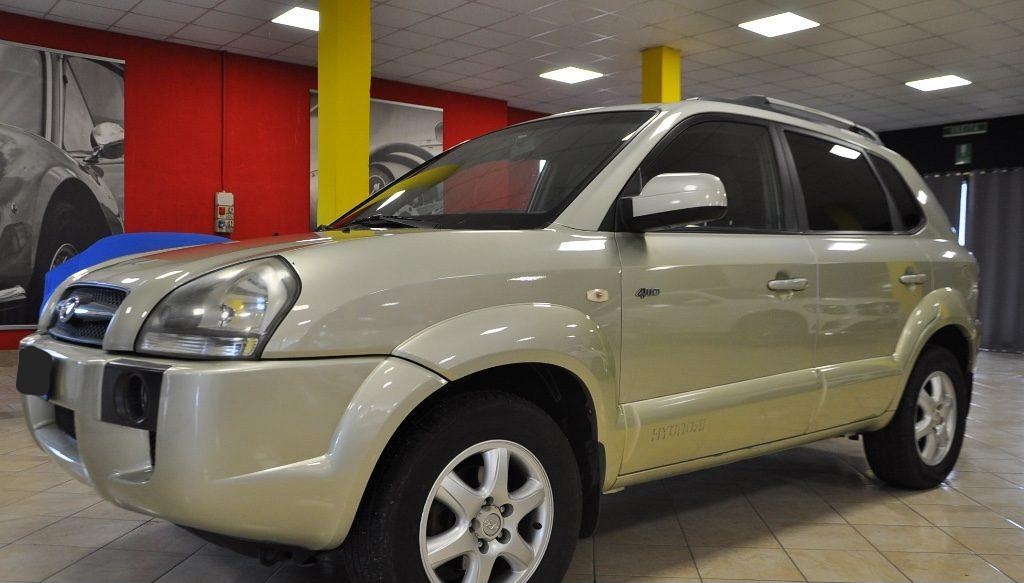 HYUNDAI TUCSON 2.0 CRDI