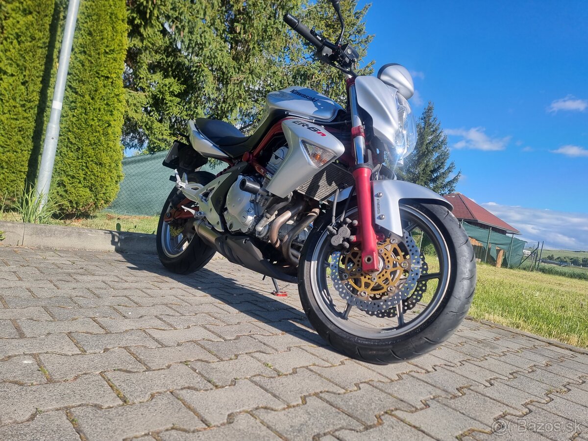 KAWASAKI ER6N
