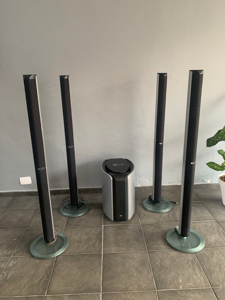 LG domáce kino 700w rms