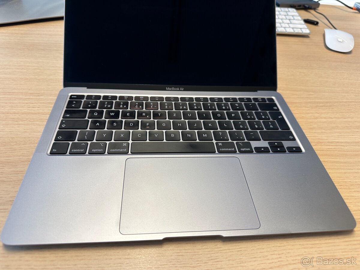 MacBook Air 2020 8GB/256GB